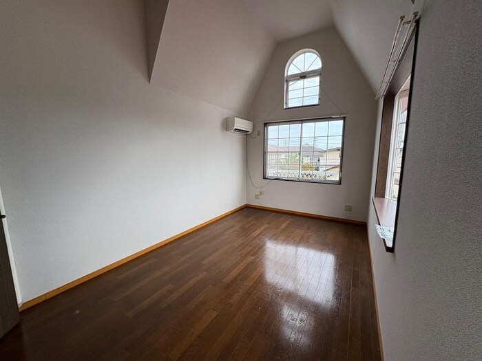 ホワイトキャッスル遠見塚８番館の物件内観写真