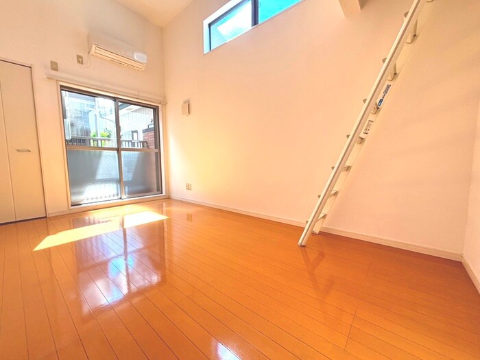 オレンジヒルズの物件内観写真