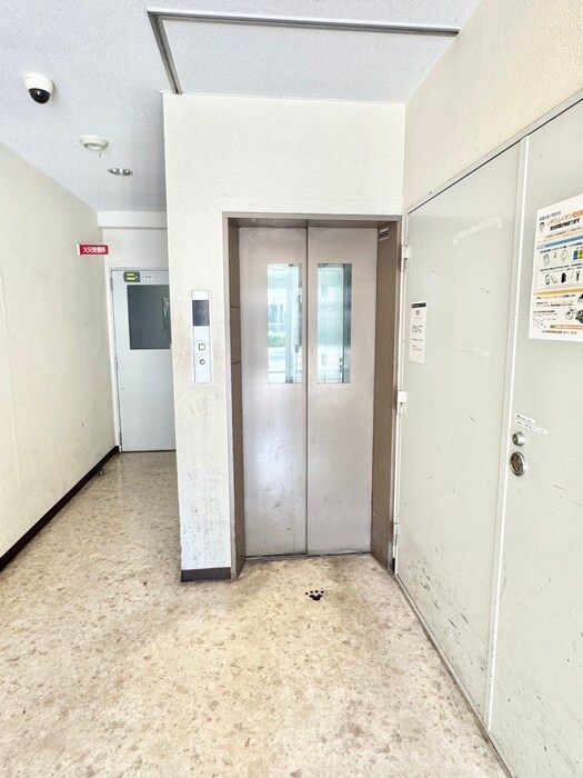 ア－バンコ－トの物件外観写真