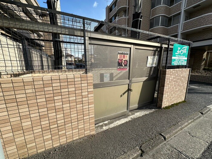 メゾン霊屋の物件外観写真
