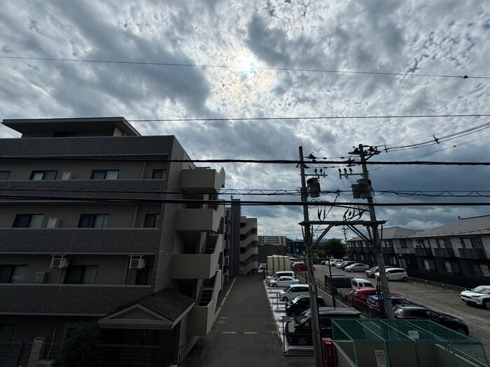 Ｔ　ｓ　ＩＺＵＭＩの物件内観写真