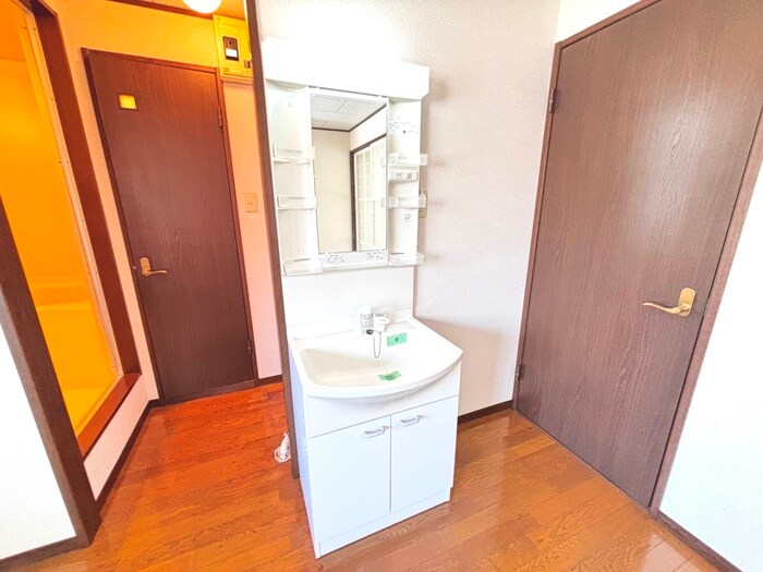 ネオファミーユ大和　Ｂの物件内観写真