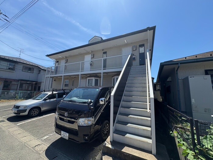 エミール小山の物件外観写真