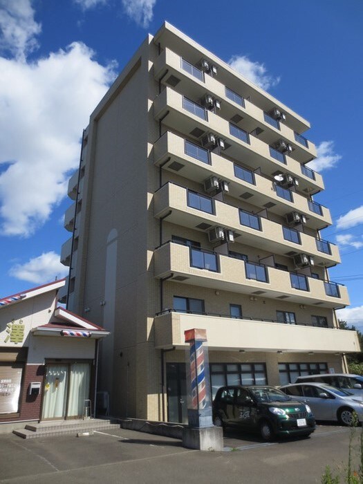 イ－ストパレス仙台の物件外観写真