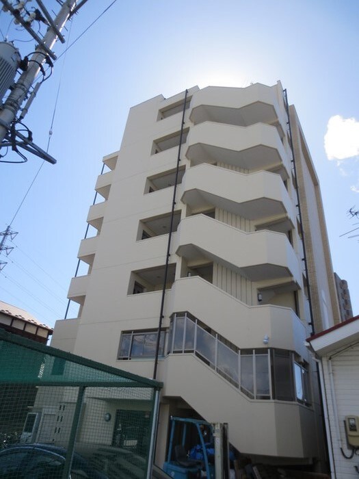 イ－ストパレス仙台の物件外観写真