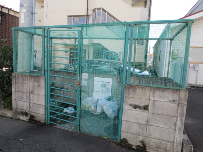 イ－ストパレス仙台の物件外観写真