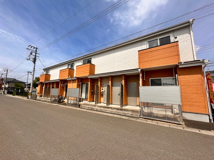 エクシア中江の物件外観写真