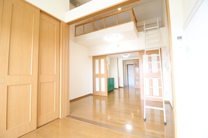 クレスト連坊の物件内観写真