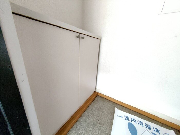 ラフィーネ栗生の物件内観写真