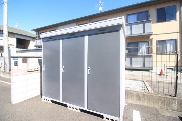 リブレストの物件外観写真