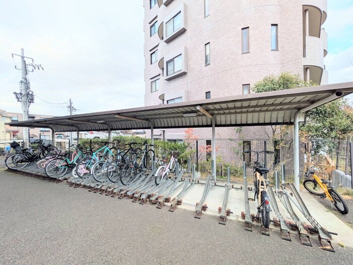 東仙台五番館の物件外観写真