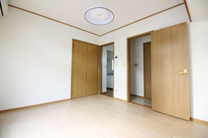 リバフィールズの物件内観写真