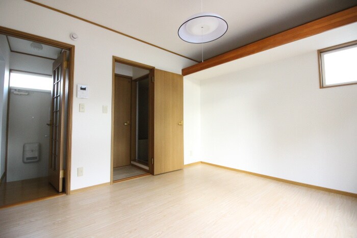 リバフィールズの物件内観写真