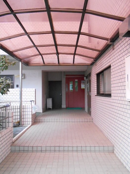 メゾンドールヘンミの物件外観写真