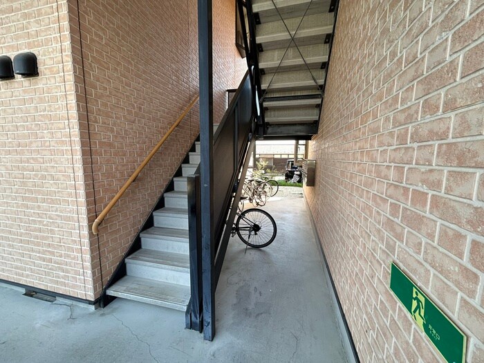 ＡＬＴＥＣ　ＤＥＵＸの物件外観写真