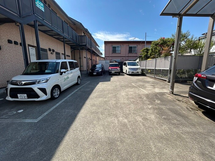 ＡＬＴＥＣ　ＤＥＵＸの物件外観写真