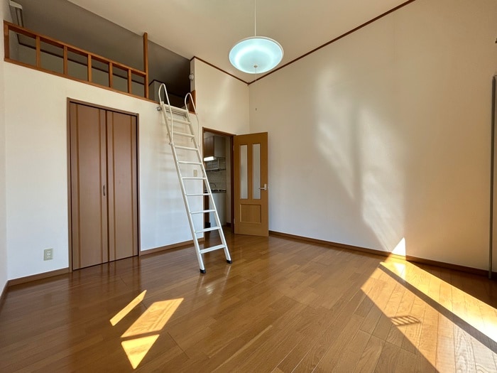 ＡＬＴＥＣ　ＤＥＵＸの物件内観写真