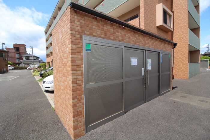 エルファロの物件外観写真