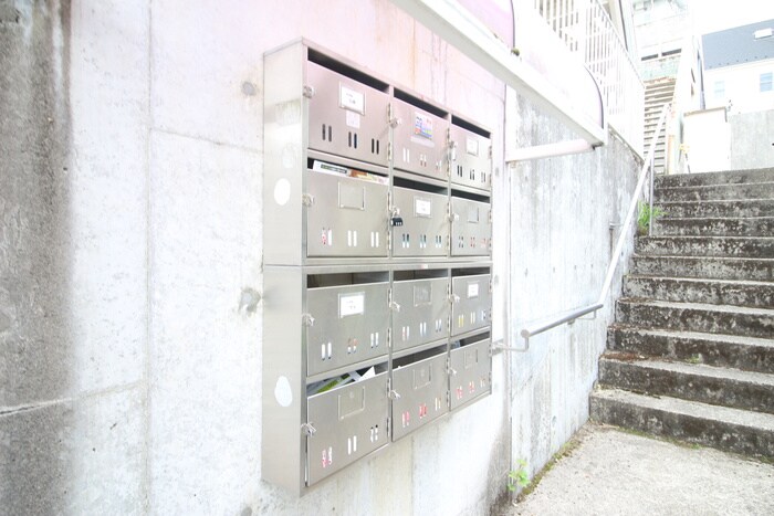 カレンハウスの物件外観写真