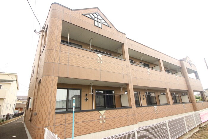 グランディ－ル泰英２号館の物件外観写真