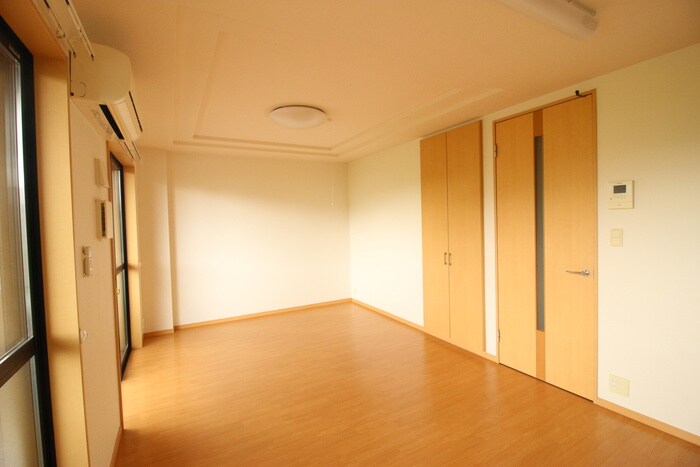 グランディ－ル泰英２号館の物件内観写真