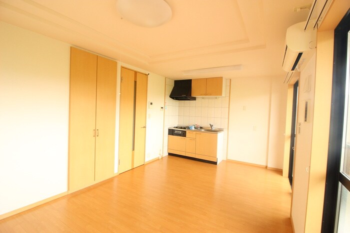 グランディ－ル泰英２号館の物件内観写真