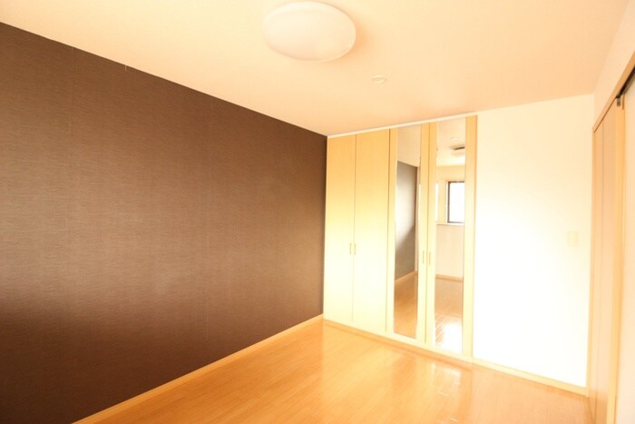 グランディ－ル泰英２号館の物件内観写真