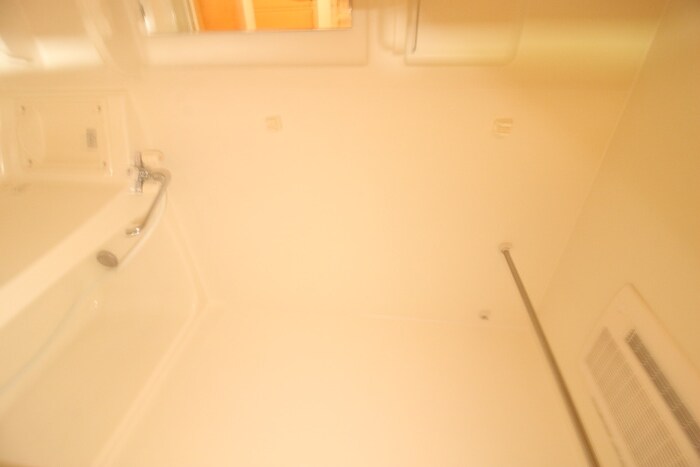 グランディ－ル泰英２号館の物件内観写真