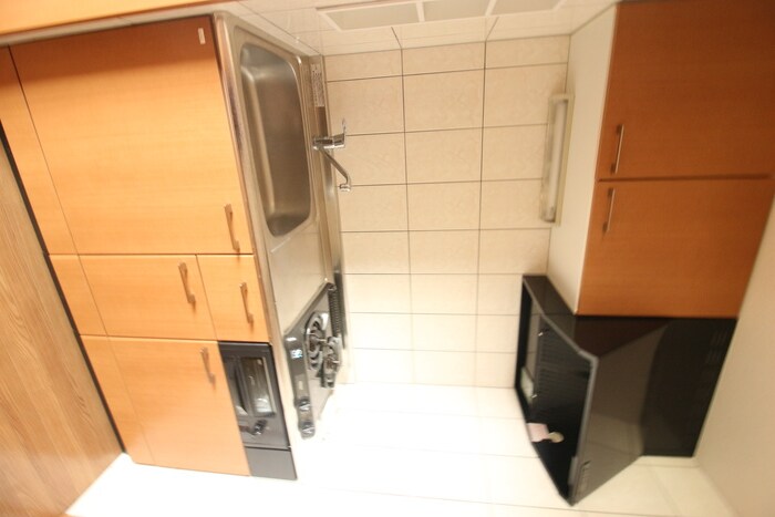 グランディ－ル泰英１号館の物件内観写真