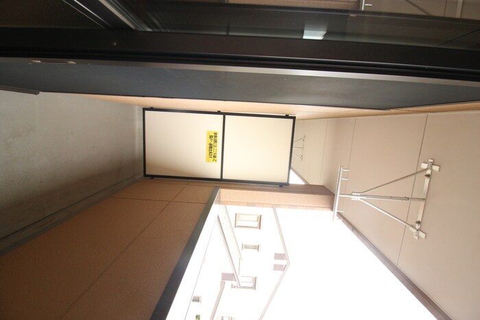 グランディ－ル泰英１号館の物件内観写真