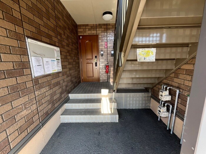 ウィルモアＣの物件外観写真