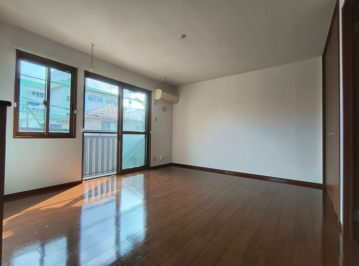 ウィルモアＣの物件内観写真