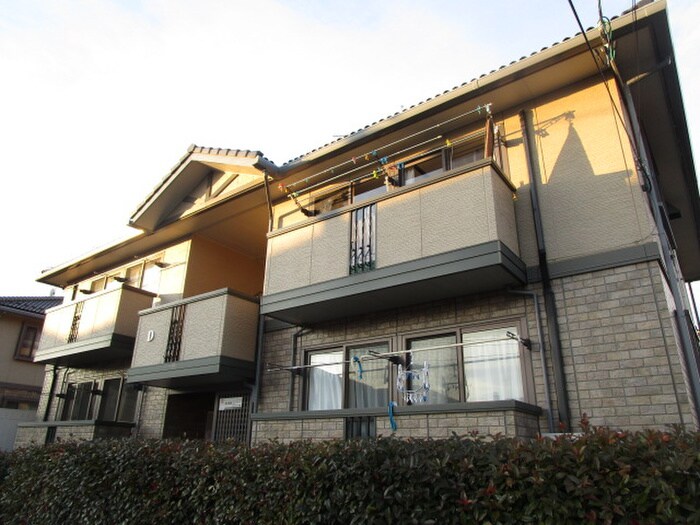 ロ－ランドホワイトＤの物件外観写真