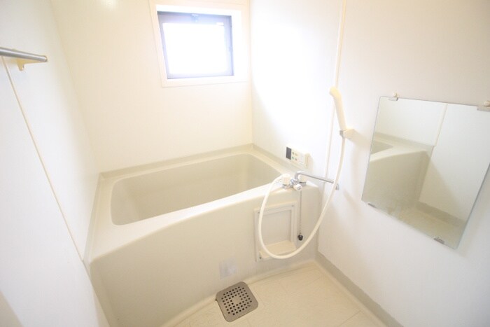 ロ－ランドホワイトＤの物件内観写真