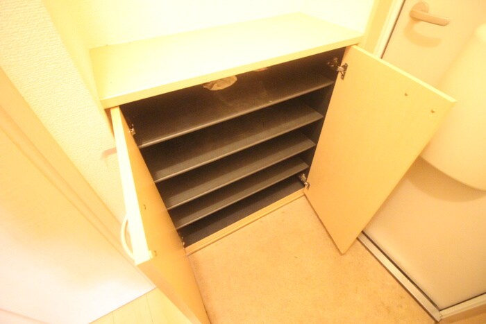 ロ－ランドホワイトＤの物件内観写真