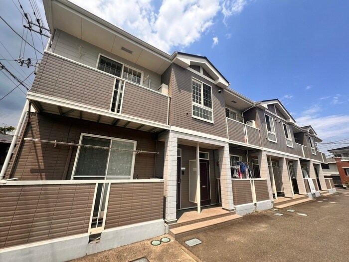 サン・アベニューＡの物件外観写真