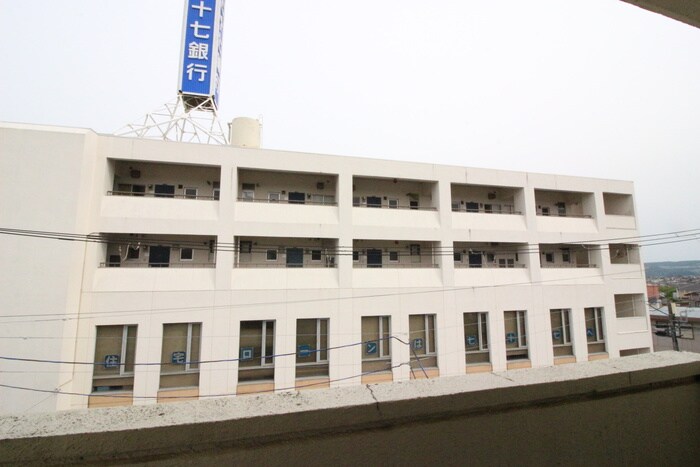 ハイツ八木山の物件内観写真