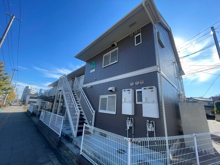 ファレノ福沢Ａの物件外観写真