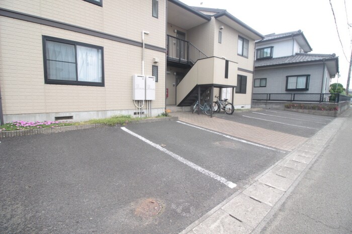 ラ・メルベイユＣ棟の物件外観写真