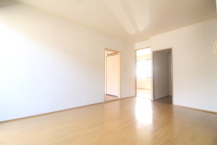 ラ・メルベイユＣ棟の物件内観写真