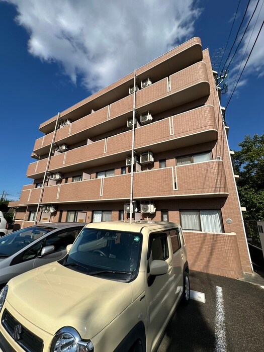 エル・リヴェールの物件外観写真