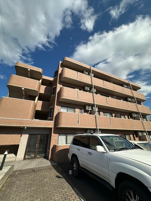 エル・リヴェールの物件外観写真