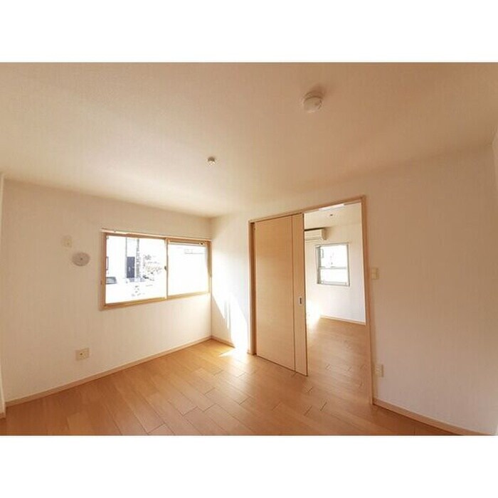 グランヒル愛子B棟の物件内観写真