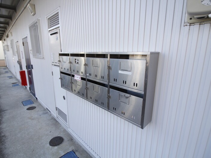 グランヒル愛子B棟の物件外観写真