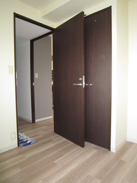 ﾀﾞｲｱﾊﾟﾚｽｸﾞﾗﾝﾃｰｼﾞ中央の物件内観写真