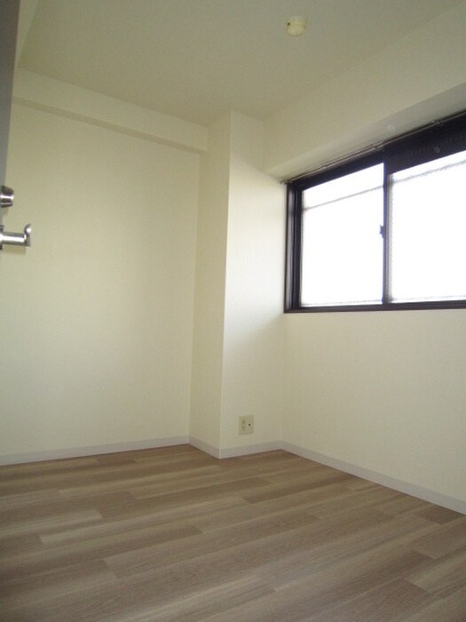 ﾀﾞｲｱﾊﾟﾚｽｸﾞﾗﾝﾃｰｼﾞ中央の物件内観写真