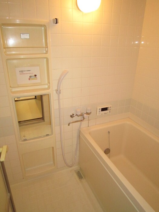 ﾀﾞｲｱﾊﾟﾚｽｸﾞﾗﾝﾃｰｼﾞ中央の物件内観写真