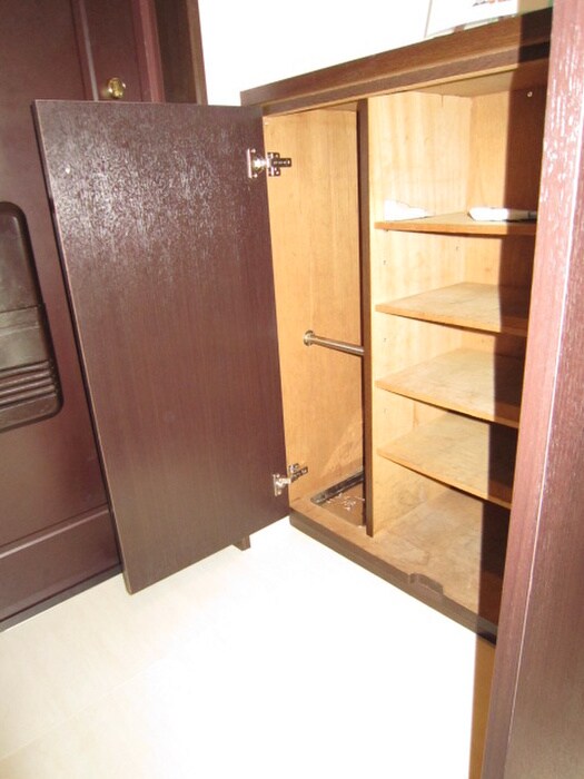 ﾀﾞｲｱﾊﾟﾚｽｸﾞﾗﾝﾃｰｼﾞ中央の物件内観写真