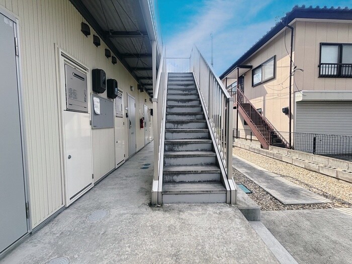 サクセス旭ヶ丘の物件外観写真