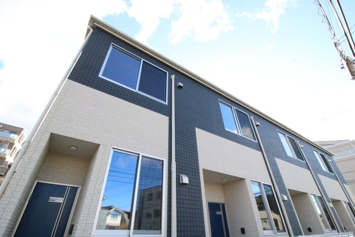 スカイコート小松島Aの物件外観写真